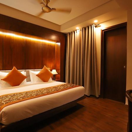 Ip Royal Hotel - New Delhi Ngoại thất bức ảnh