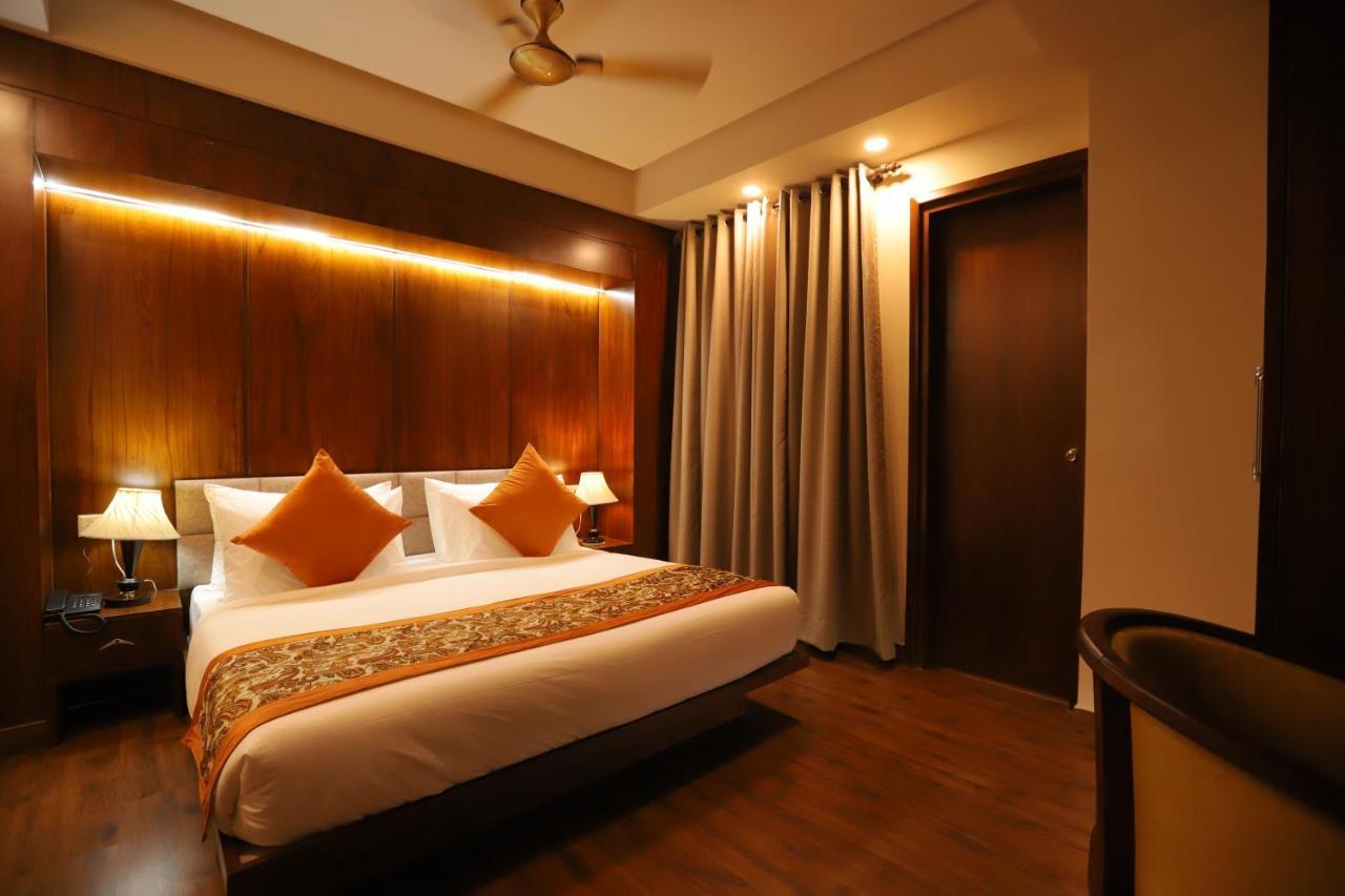 Ip Royal Hotel - New Delhi Ngoại thất bức ảnh