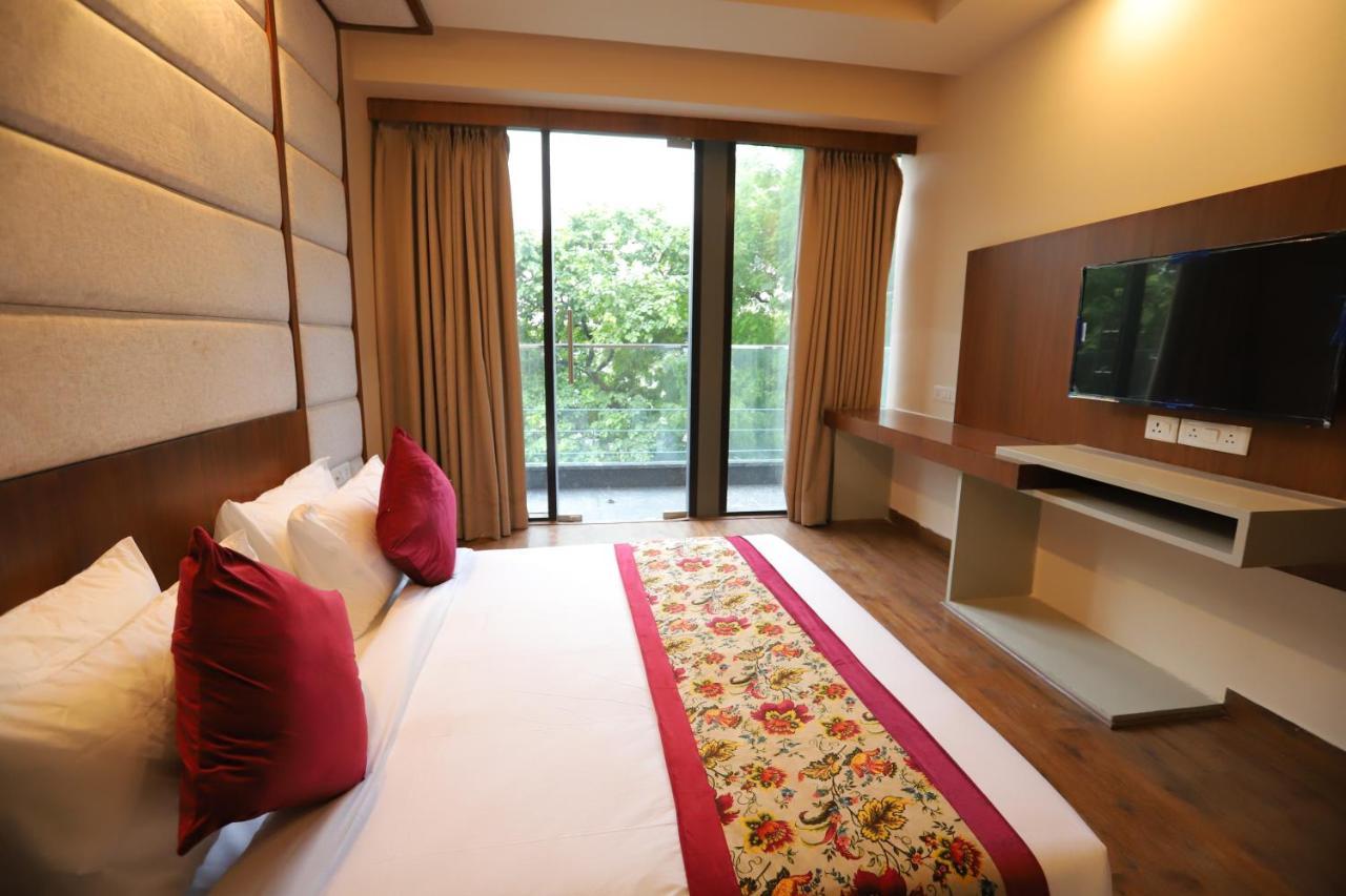 Ip Royal Hotel - New Delhi Ngoại thất bức ảnh