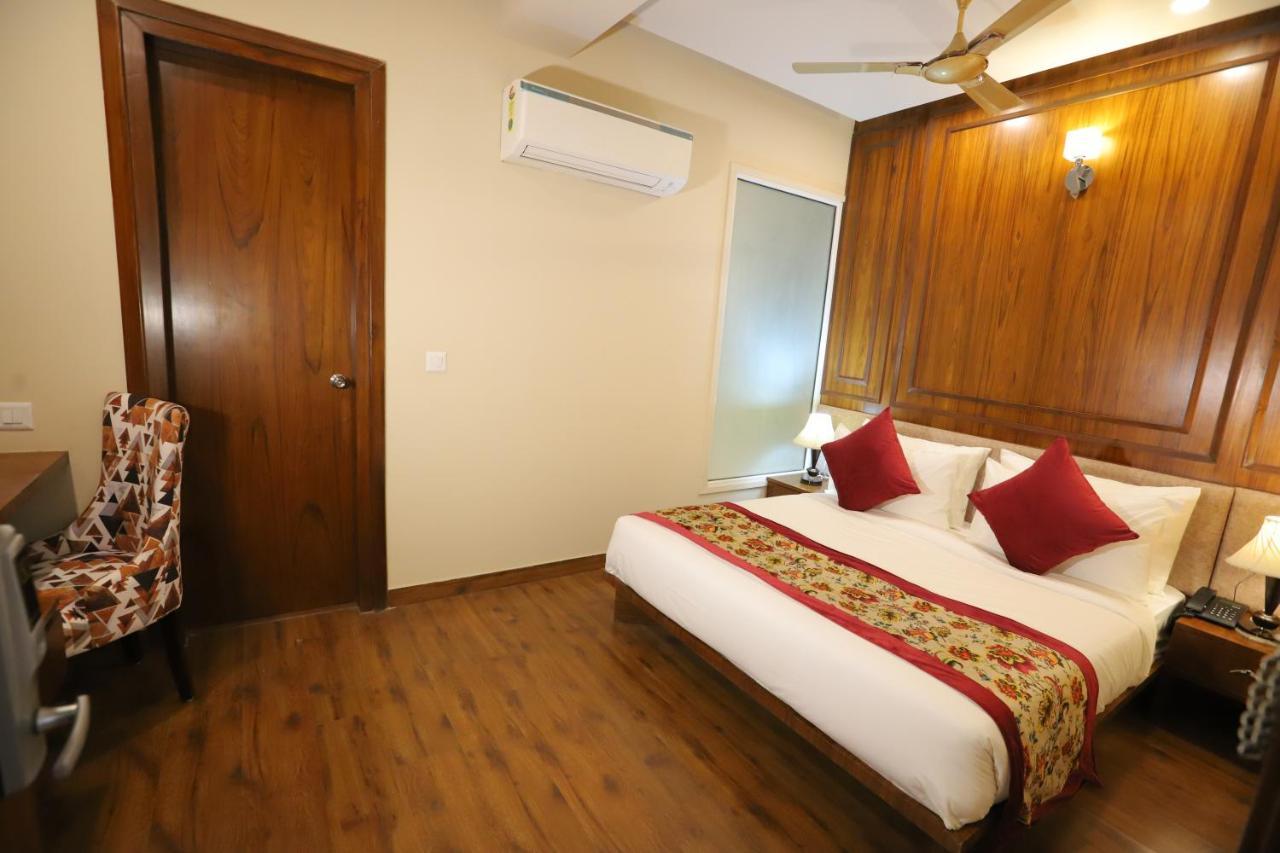 Ip Royal Hotel - New Delhi Ngoại thất bức ảnh