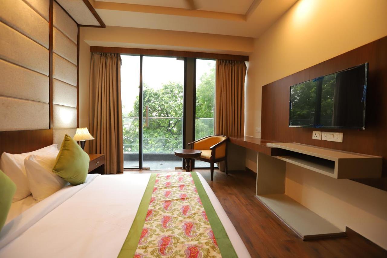 Ip Royal Hotel - New Delhi Ngoại thất bức ảnh