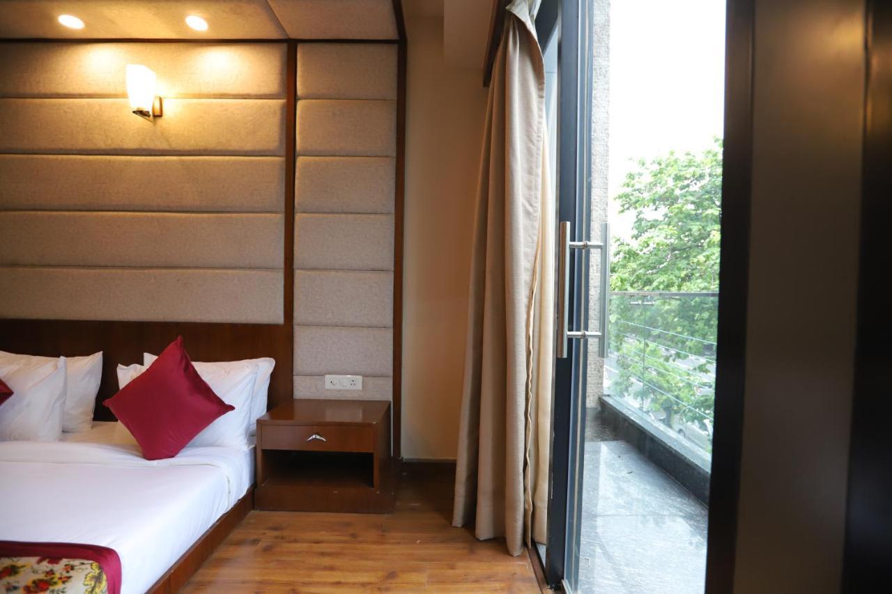 Ip Royal Hotel - New Delhi Ngoại thất bức ảnh