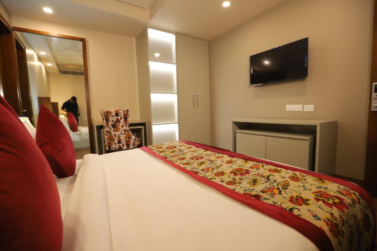 Ip Royal Hotel - New Delhi Ngoại thất bức ảnh