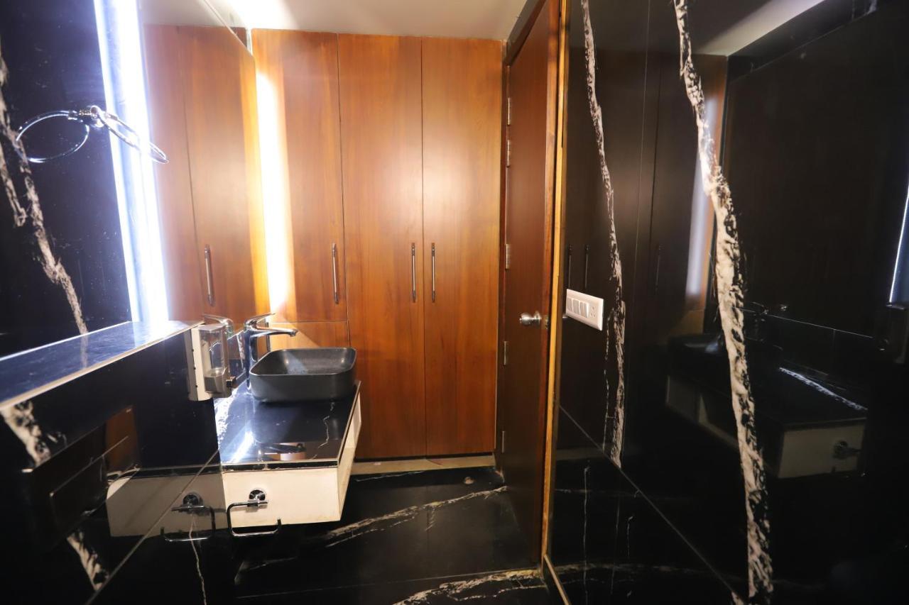 Ip Royal Hotel - New Delhi Ngoại thất bức ảnh