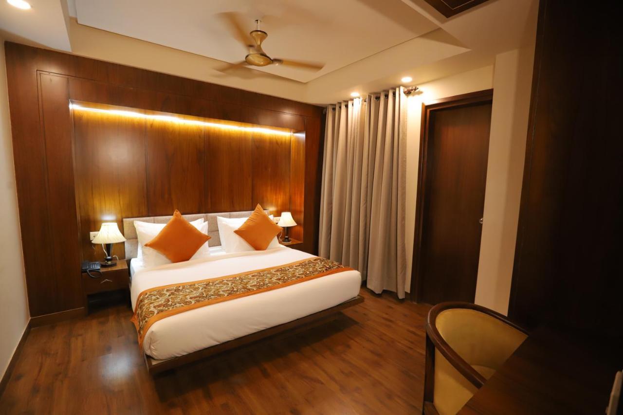 Ip Royal Hotel - New Delhi Ngoại thất bức ảnh