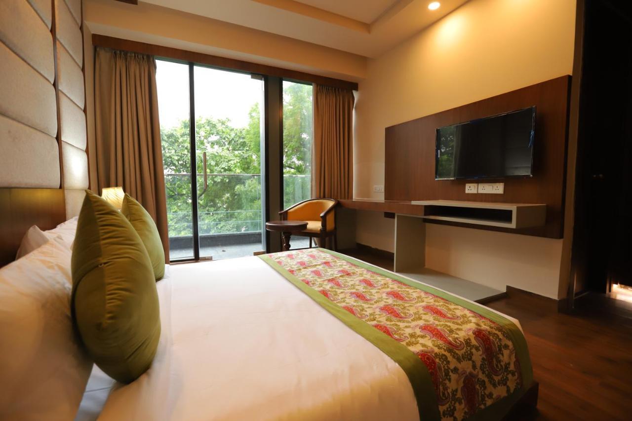 Ip Royal Hotel - New Delhi Ngoại thất bức ảnh