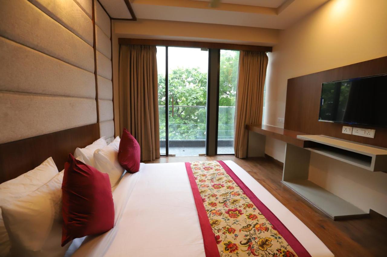 Ip Royal Hotel - New Delhi Ngoại thất bức ảnh